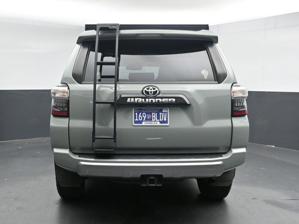 Used 2023 Toyota 4Runner TRD Off-Road Premium w/ Moonroof Package AWD/4WD image 7