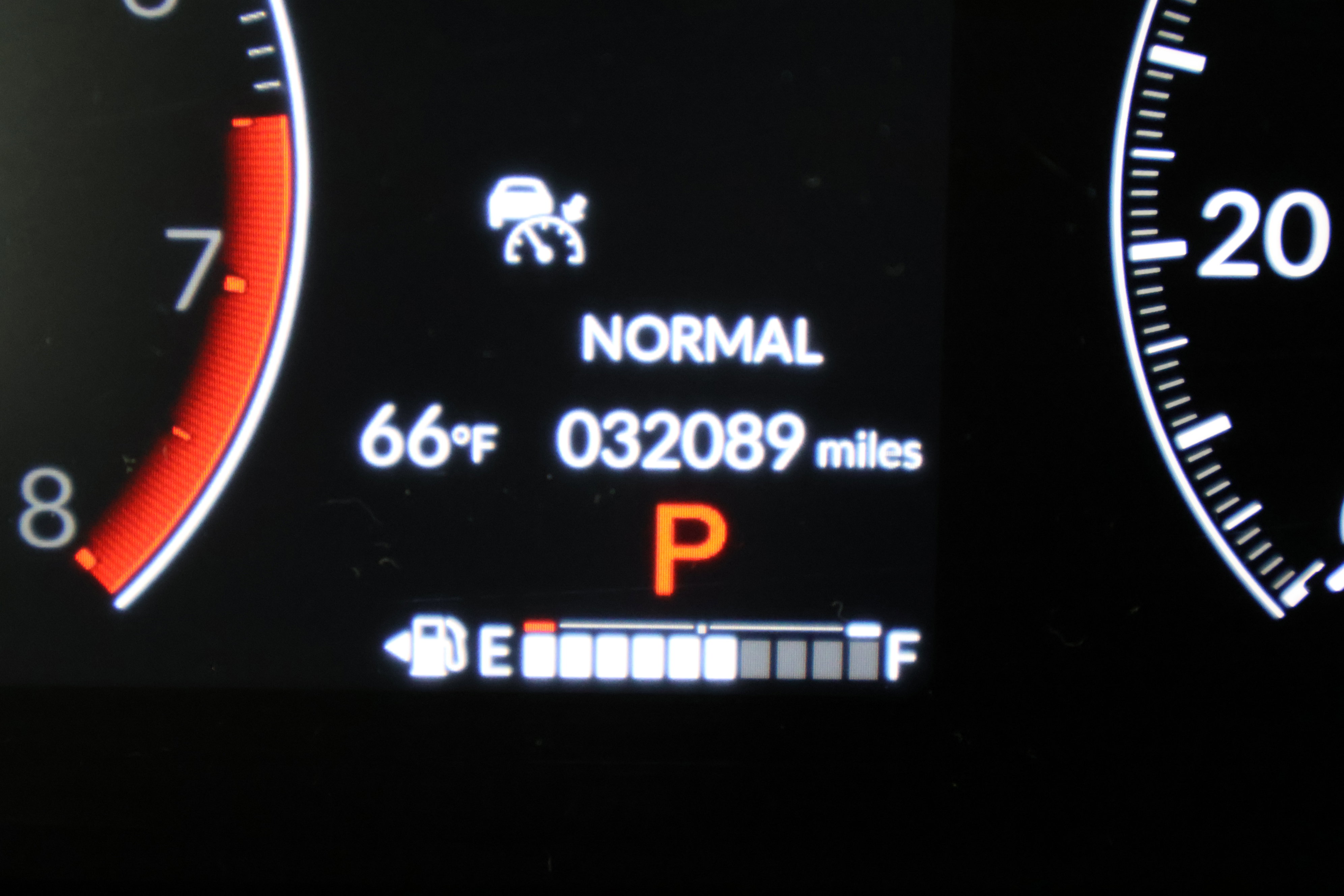 Certified 2025 Honda Pilot Touring image 17