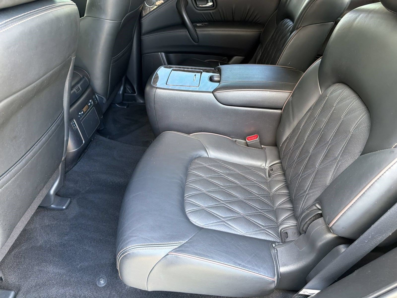 Used 2021 Nissan Armada Platinum w/ Captain's Chairs Package RWD image 24
