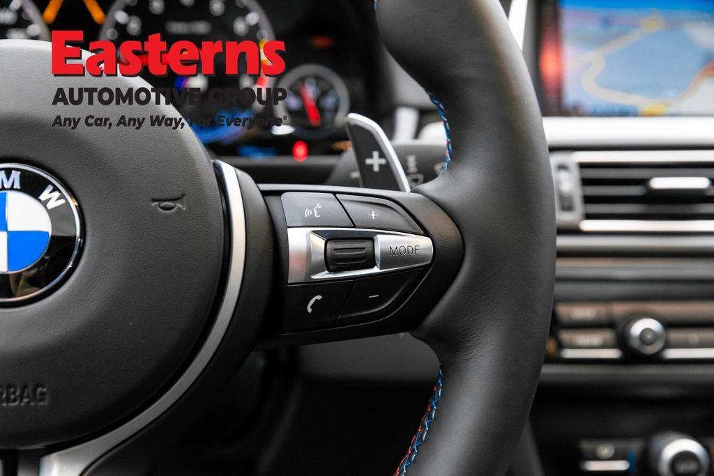 Used 2015 BMW M5 RWD image 24
