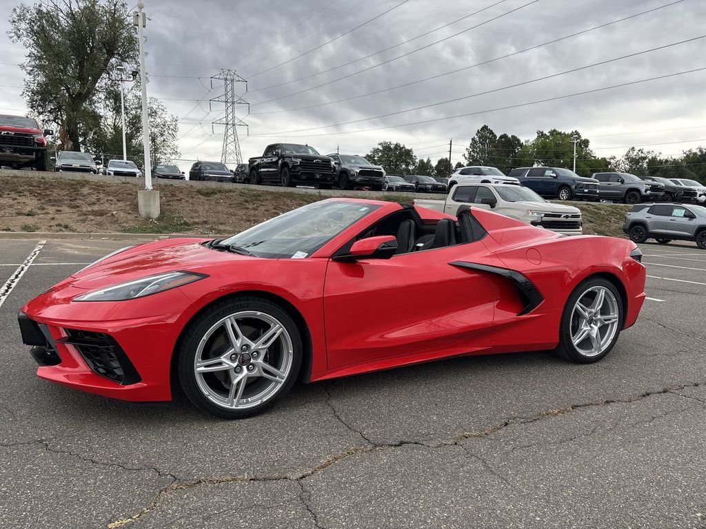 Used 2025 Chevrolet Corvette Stingray Convertible w/ 1LT RWD image 36
