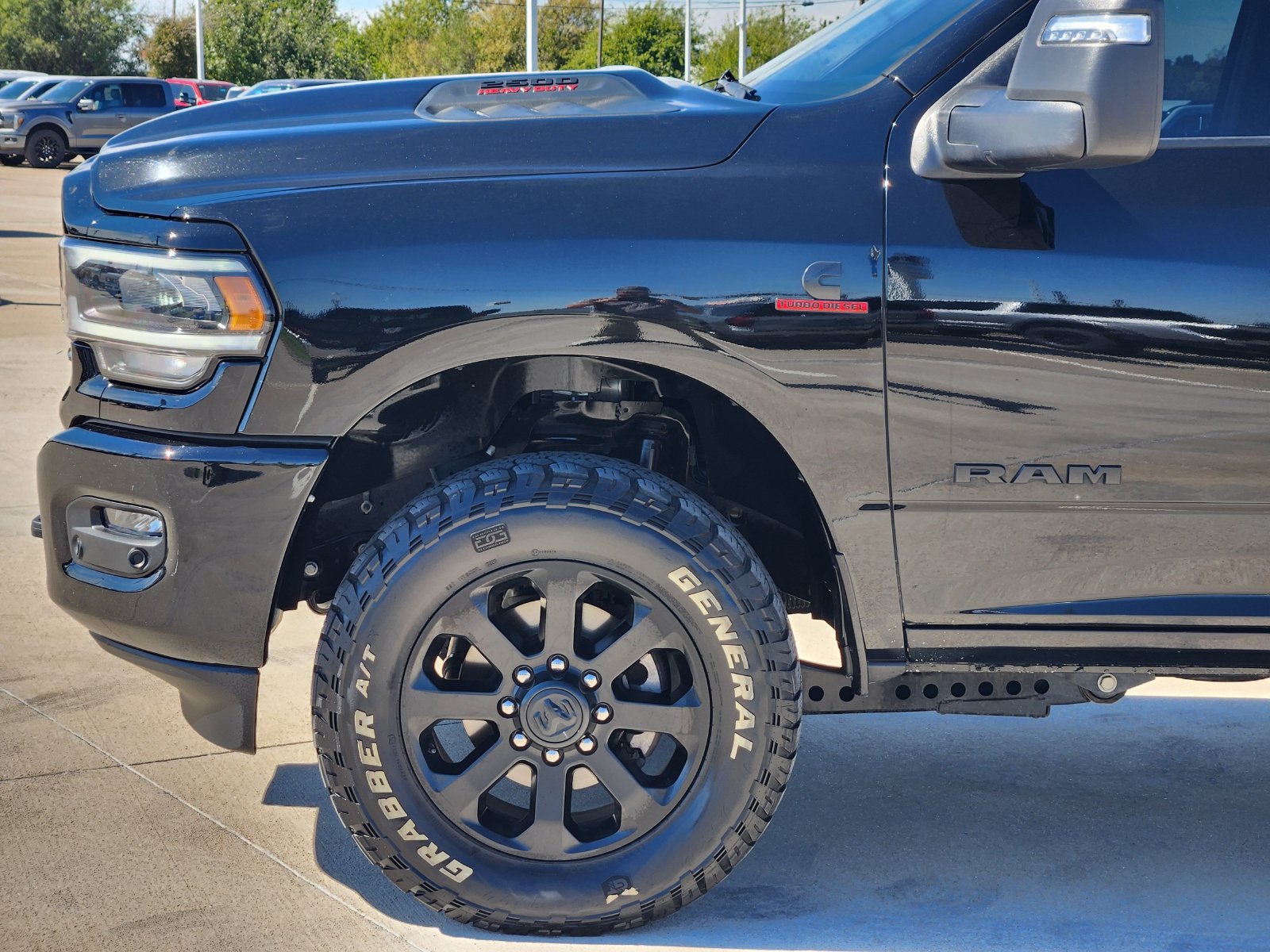 Used 2024 RAM 2500 Laramie w/ Night Edition AWD/4WD image 15
