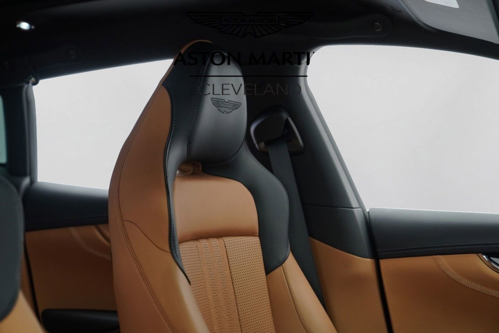 Used 2025 Aston Martin DBX 707 AWD/4WD image 57