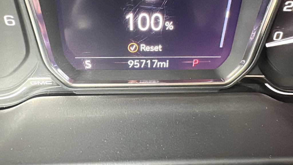 Used 2021 GMC Yukon AT4 w/ AT4 Premium Plus Package image 17