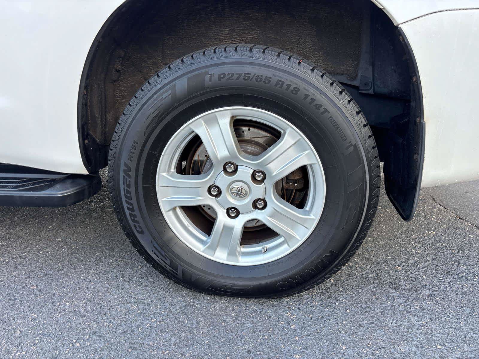 Used 2016 Toyota Sequoia SR5 AWD/4WD image 9