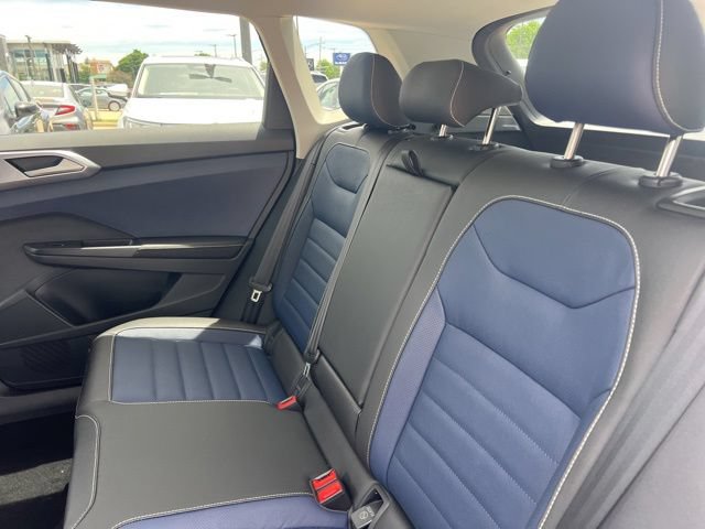 New 2026 Volkswagen Taos SEL AWD/4WD image 8