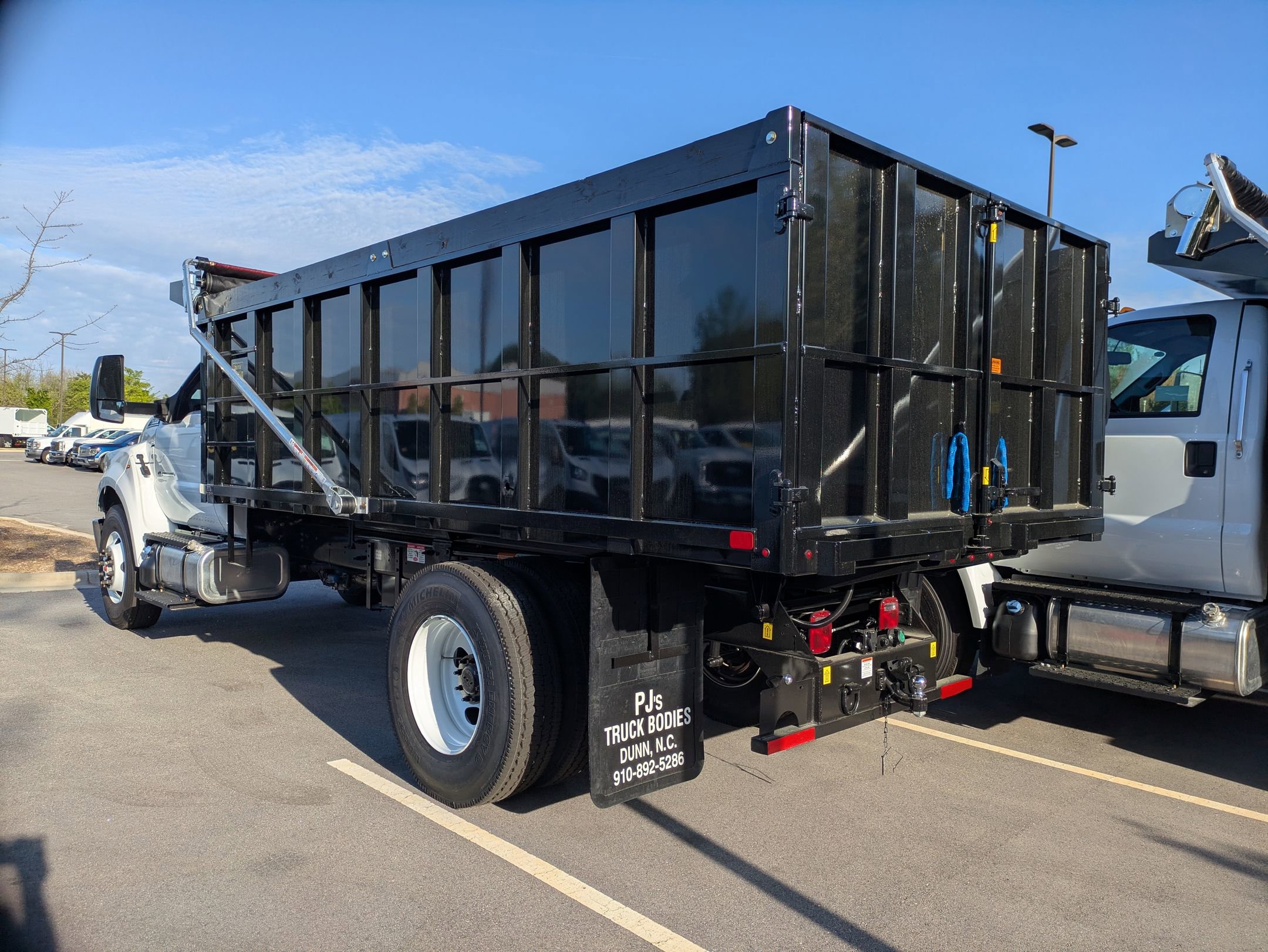 New 2027 Ford F750 2WD Regular Cab Super Duty image 4