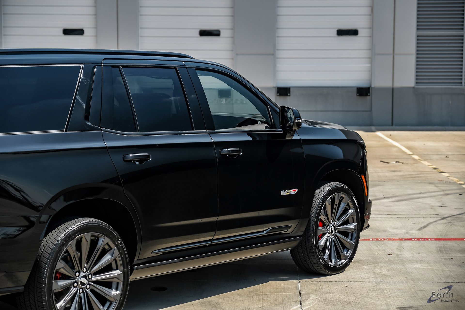 Used 2025 Cadillac Escalade V image 15