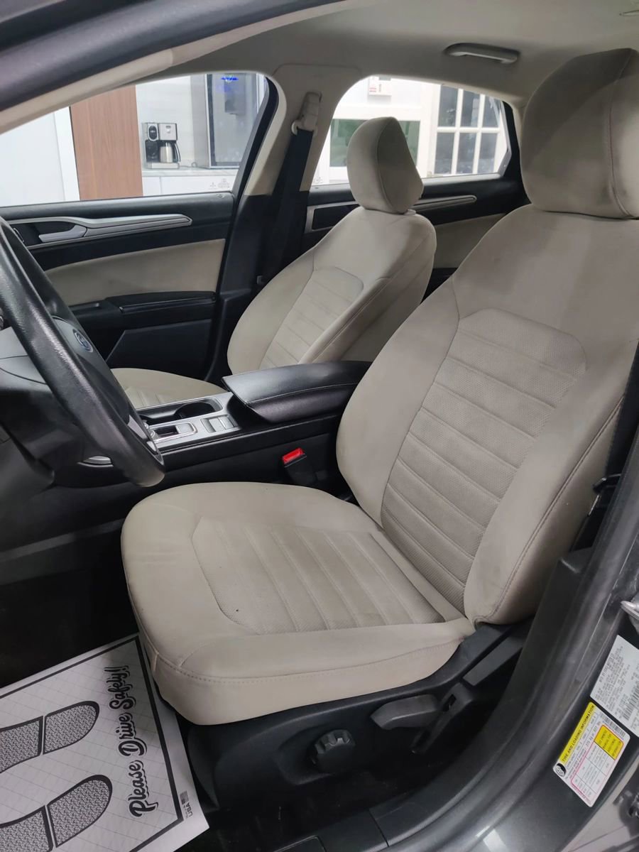 Used 2020 Ford Fusion S image 9