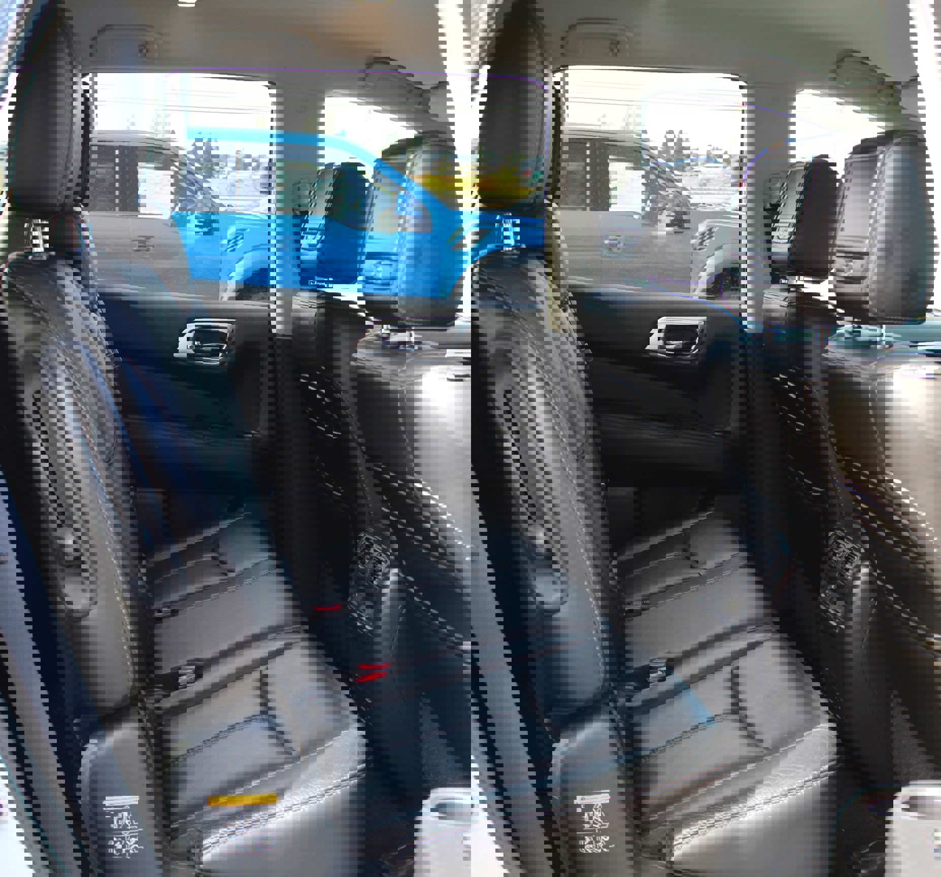 Used 2013 Nissan Pathfinder SL w/ Cargo Pkg image 19