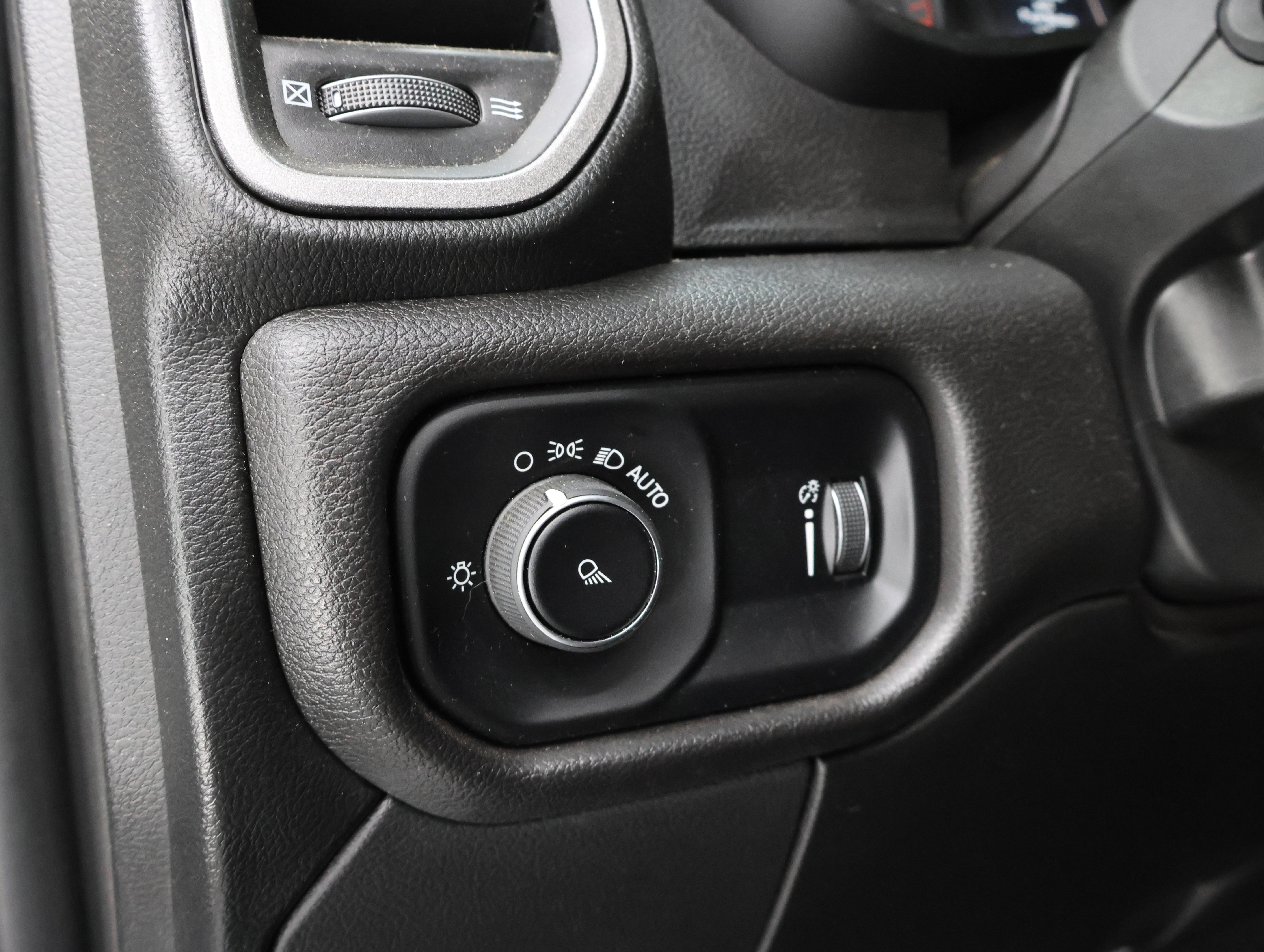 Used 2024 RAM 3500 Tradesman w/ Chrome Appearance Group image 42