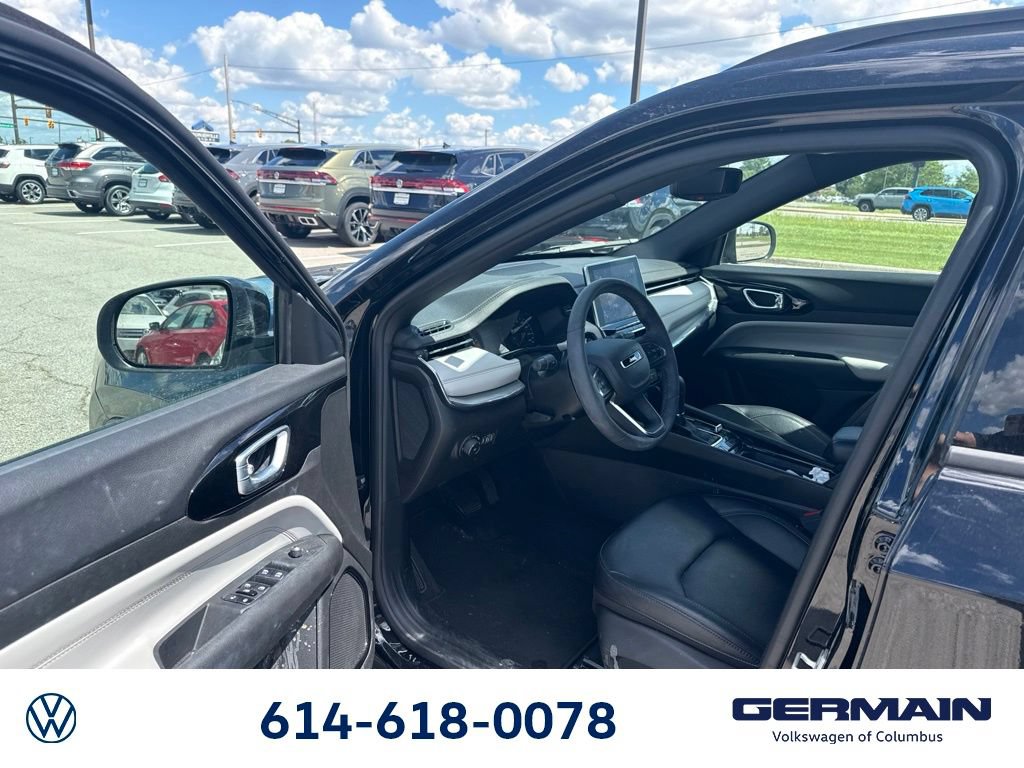 Used 2024 Jeep Compass Limited AWD/4WD image 18