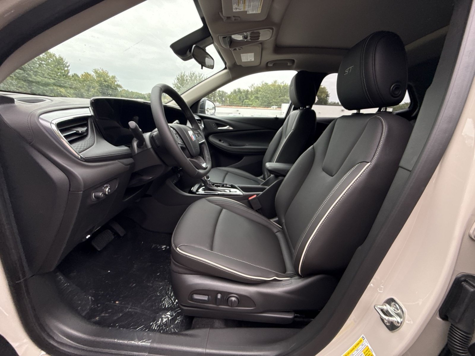 New 2026 Buick Encore GX Sport Touring w/ Studio Series AWD/4WD image 13