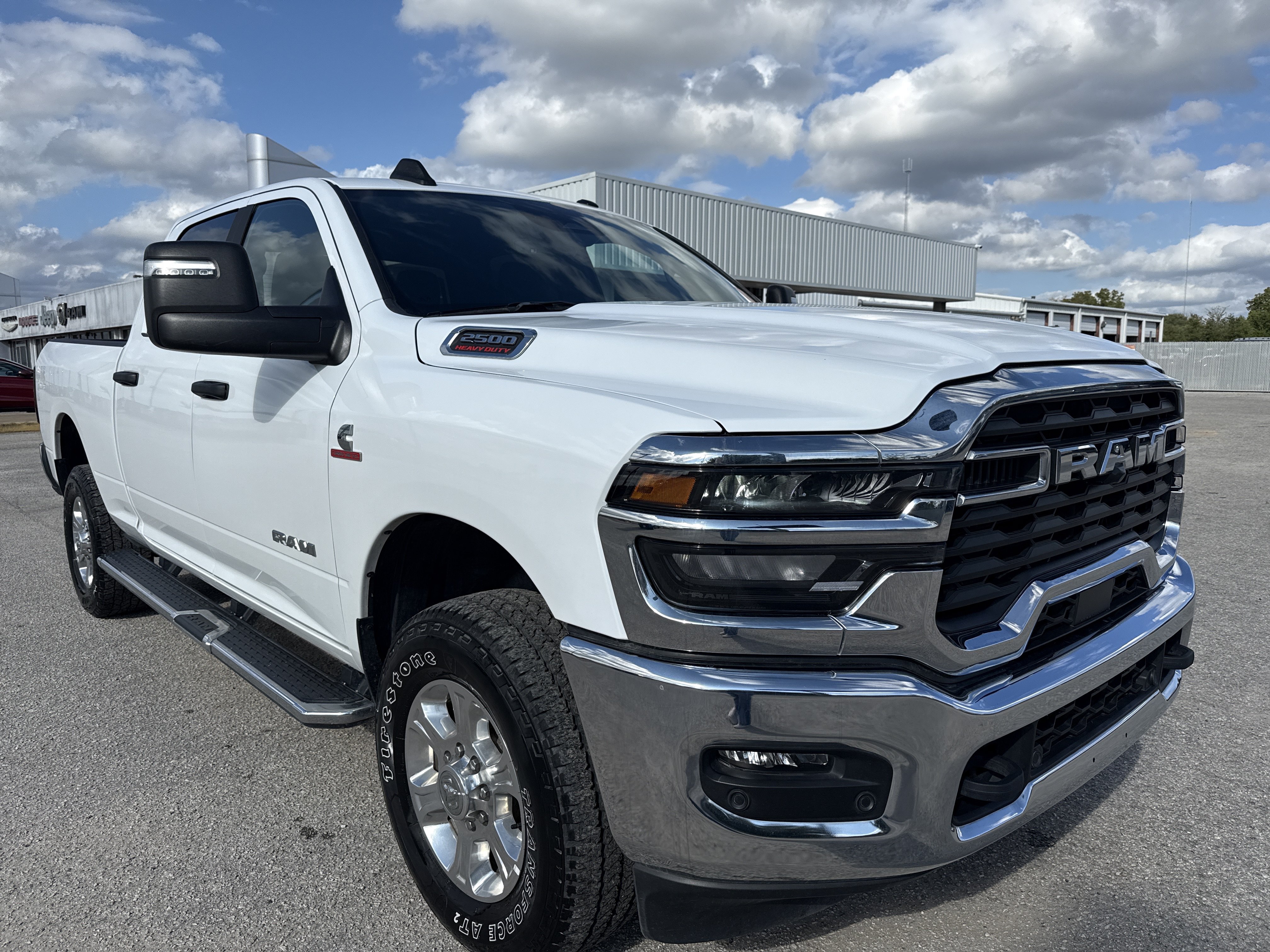 Used 2025 RAM 2500 Big Horn AWD/4WD image 4