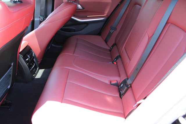 Used 2023 BMW 330i Sedan w/ Convenience Package RWD image 37