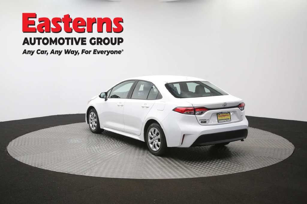 Used 2025 Toyota Corolla LE FWD image 62