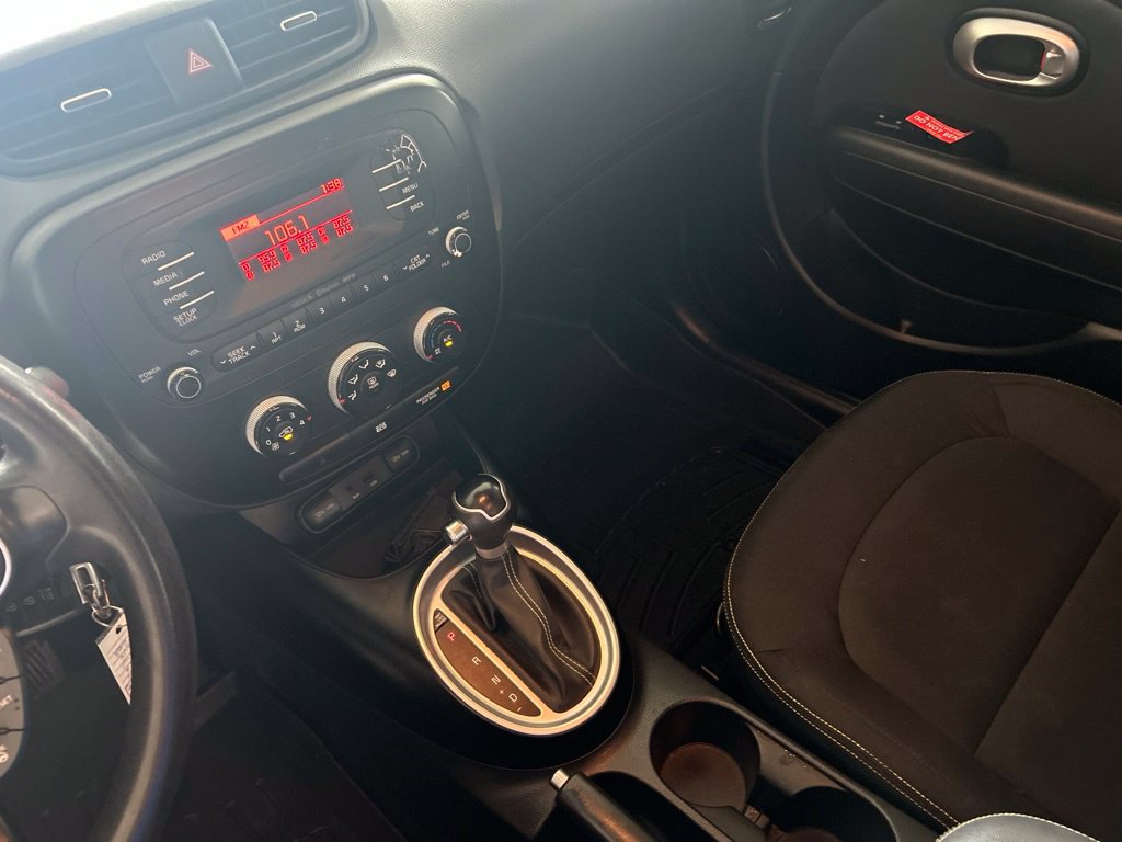 Used 2014 Kia Soul + FWD image 43