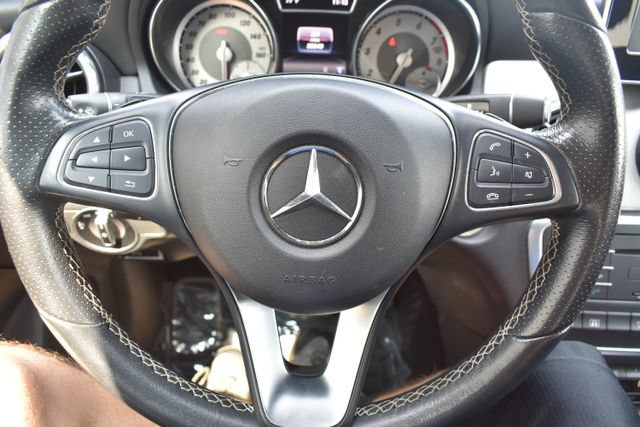 Used 2017 Mercedes-Benz GLA 250 4MATIC image 23