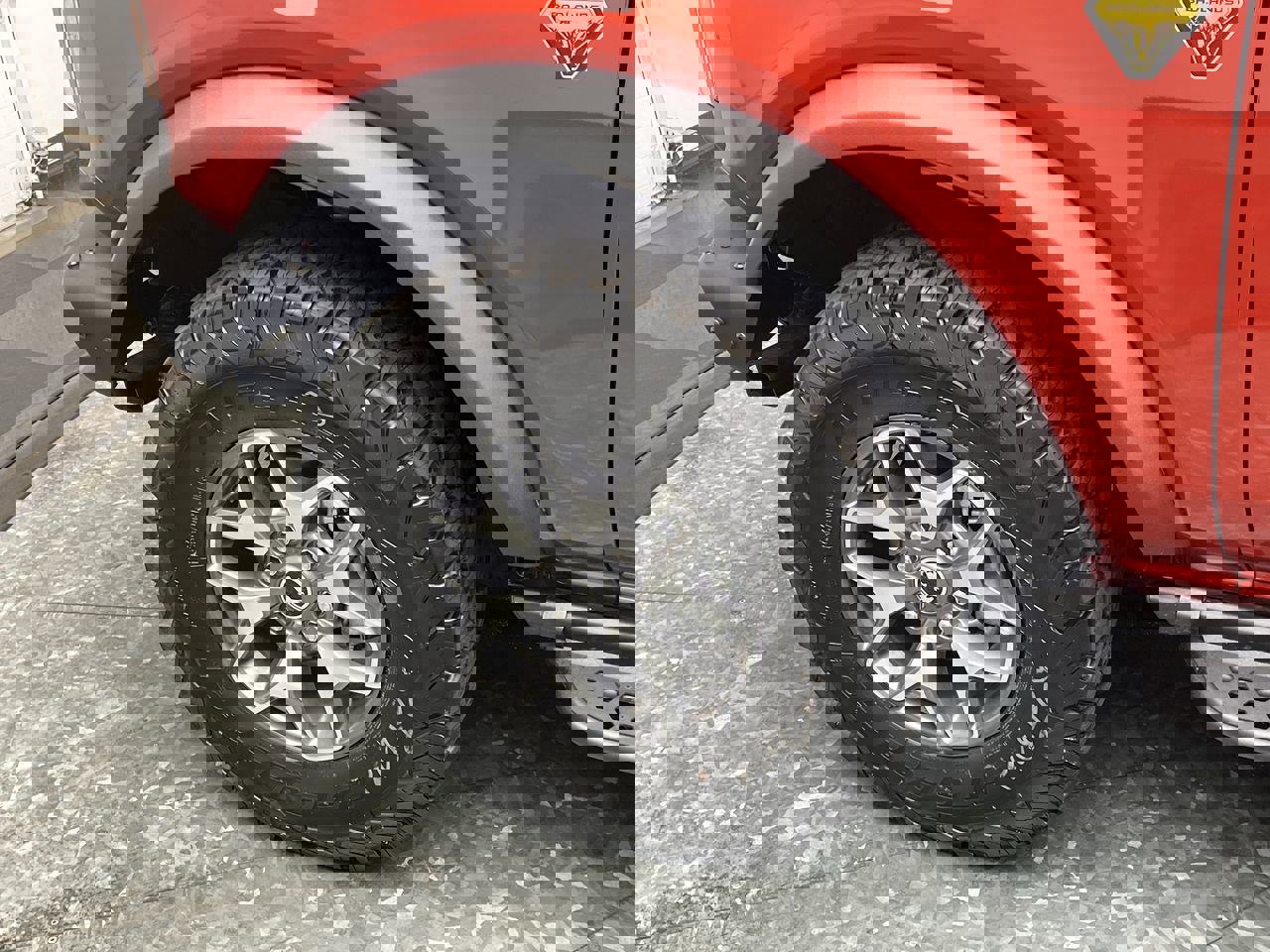 Certified 2024 Ford Bronco Badlands image 28