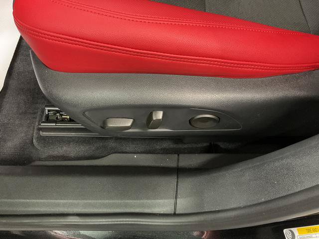 Used 2024 Chevrolet Blazer EV RS AWD/4WD image 13