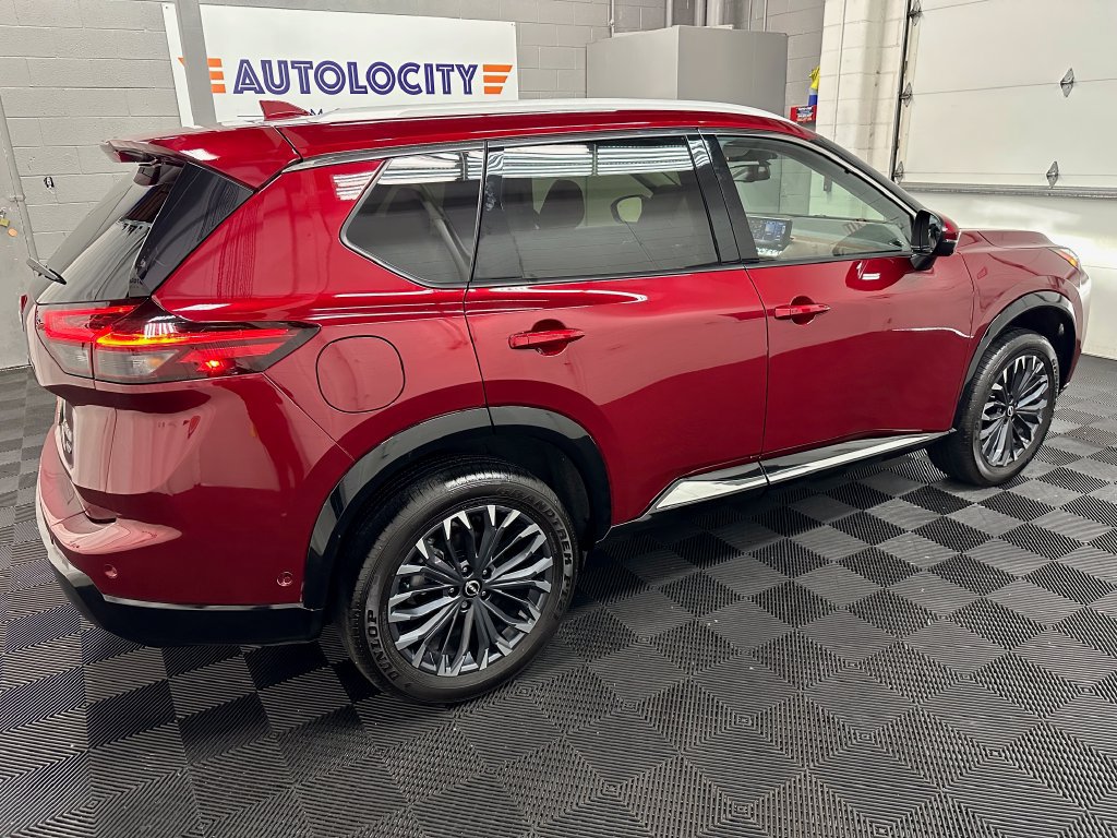 Used 2026 Nissan Rogue Platinum w/ Platinum Premium Package AWD/4WD image 11