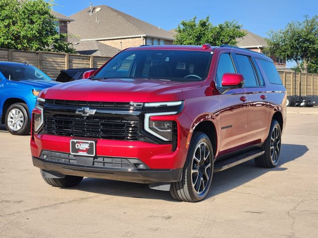 Used 2025 Chevrolet Suburban RST w/ RST Capability Package AWD/4WD image 12