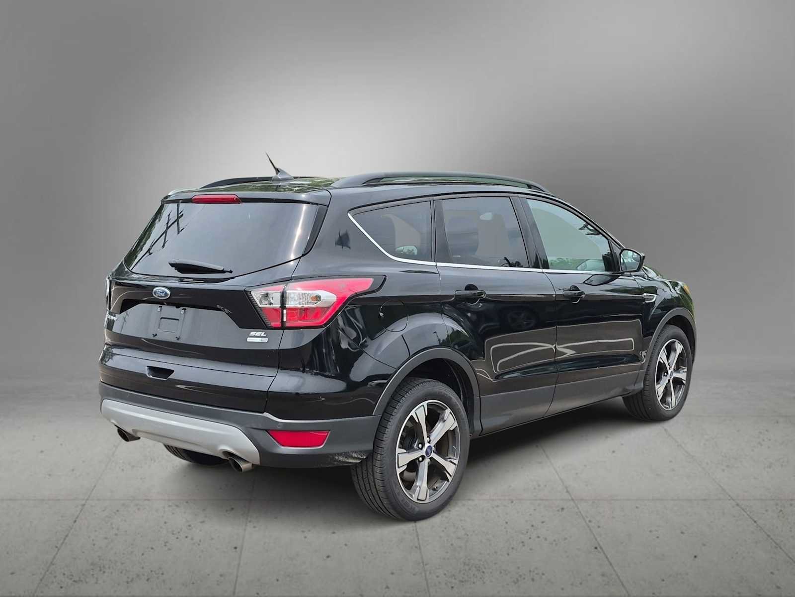 Used 2018 Ford Escape SEL AWD/4WD image 8