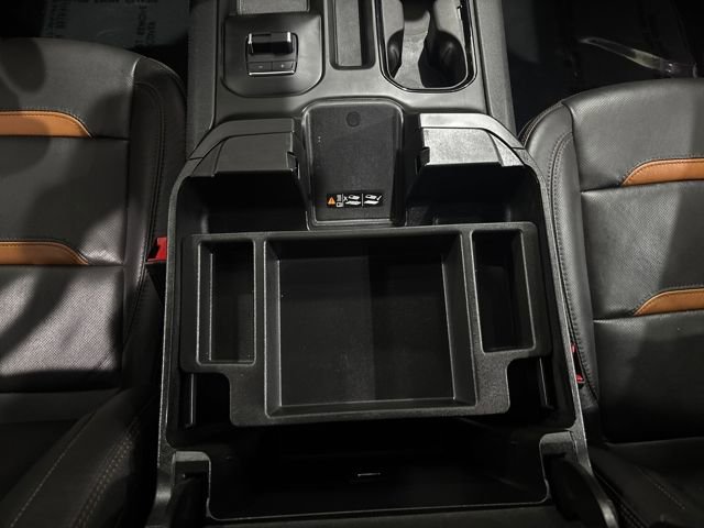 Used 2025 GMC Sierra 2500 AT4 image 28