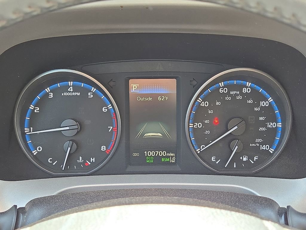 Used 2017 Toyota RAV4 XLE image 25