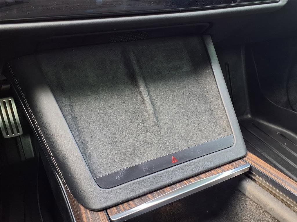 Used 2022 Tesla Model S image 14