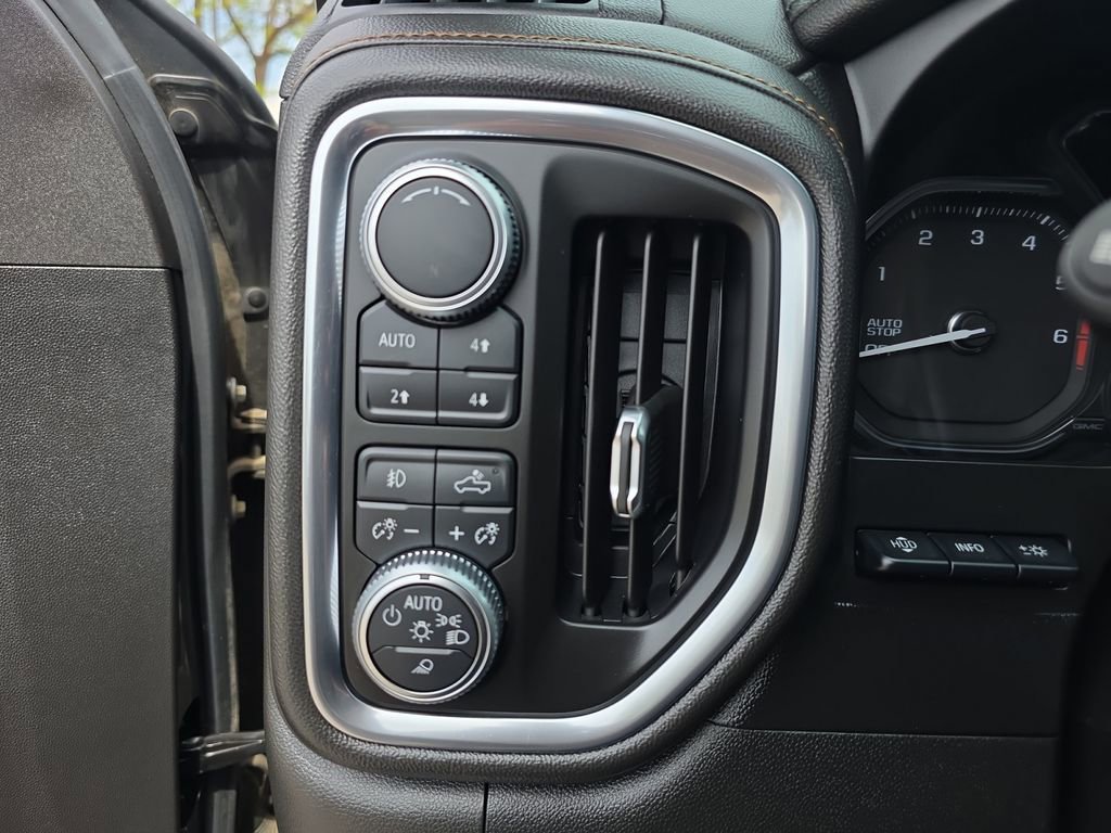 Used 2019 GMC Sierra 1500 AT4 w/ AT4 Premium Package image 25