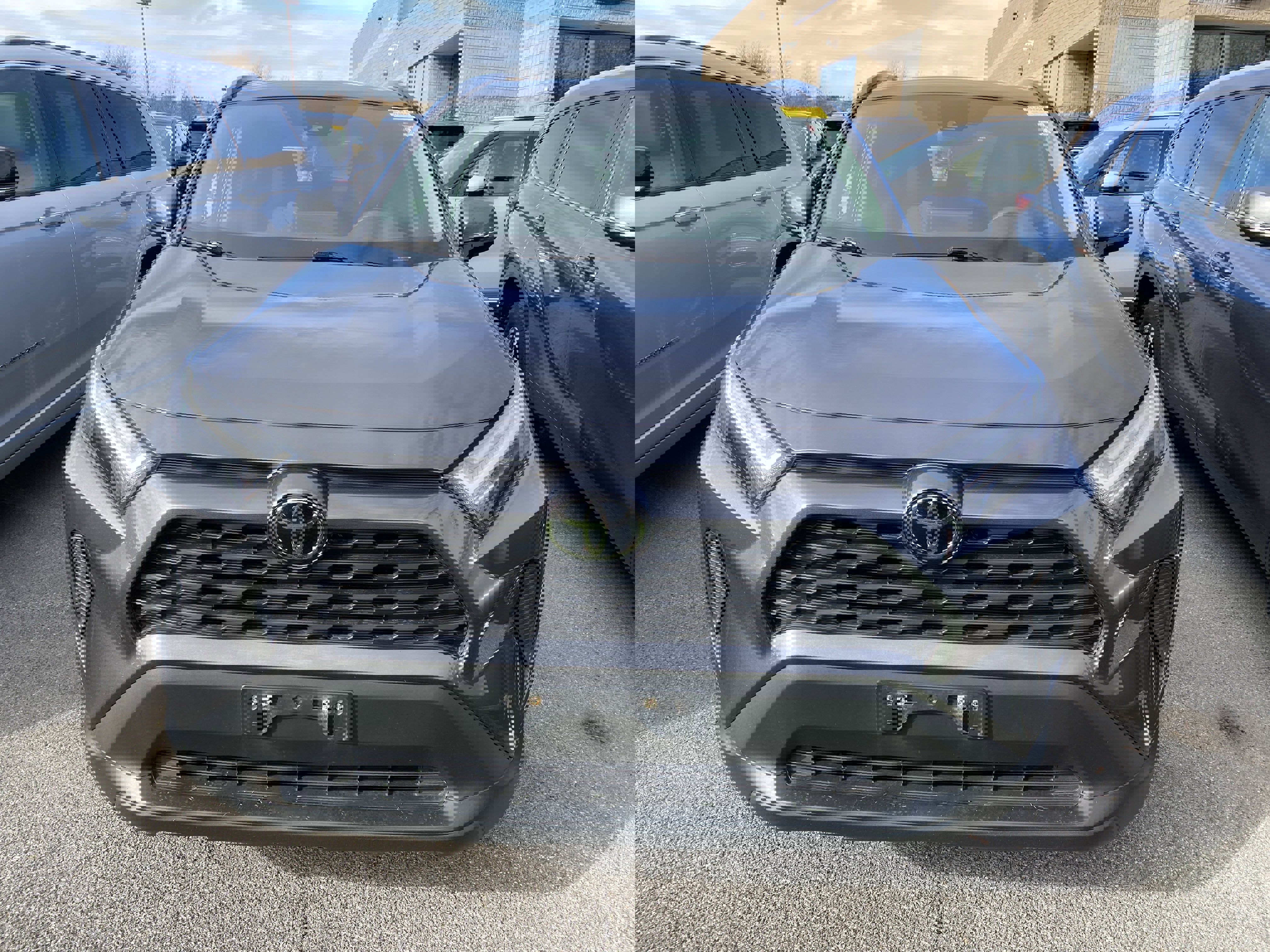 Used 2023 Toyota RAV4 XLE w/ Convenience Package image 3