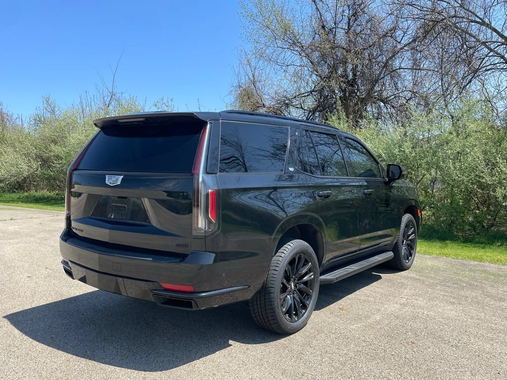 Used 2024 Cadillac Escalade Sport w/ LPO, ONYX Package AWD/4WD image 3