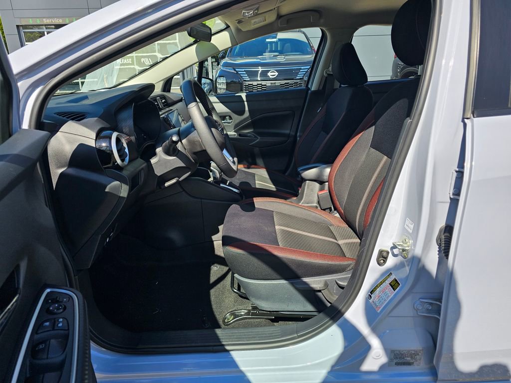 Certified 2023 Nissan Versa SR w/ Trunk Package FWD image 17