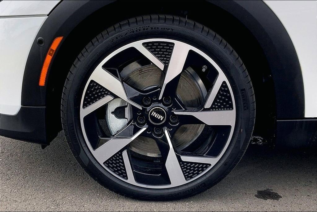 New 2026 MINI Cooper 4-Door Hardtop image 12