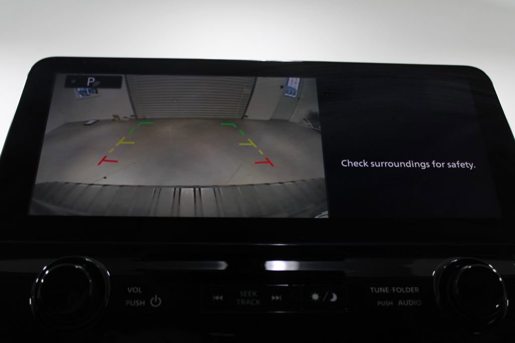 Used 2024 Nissan Armada SV image 50