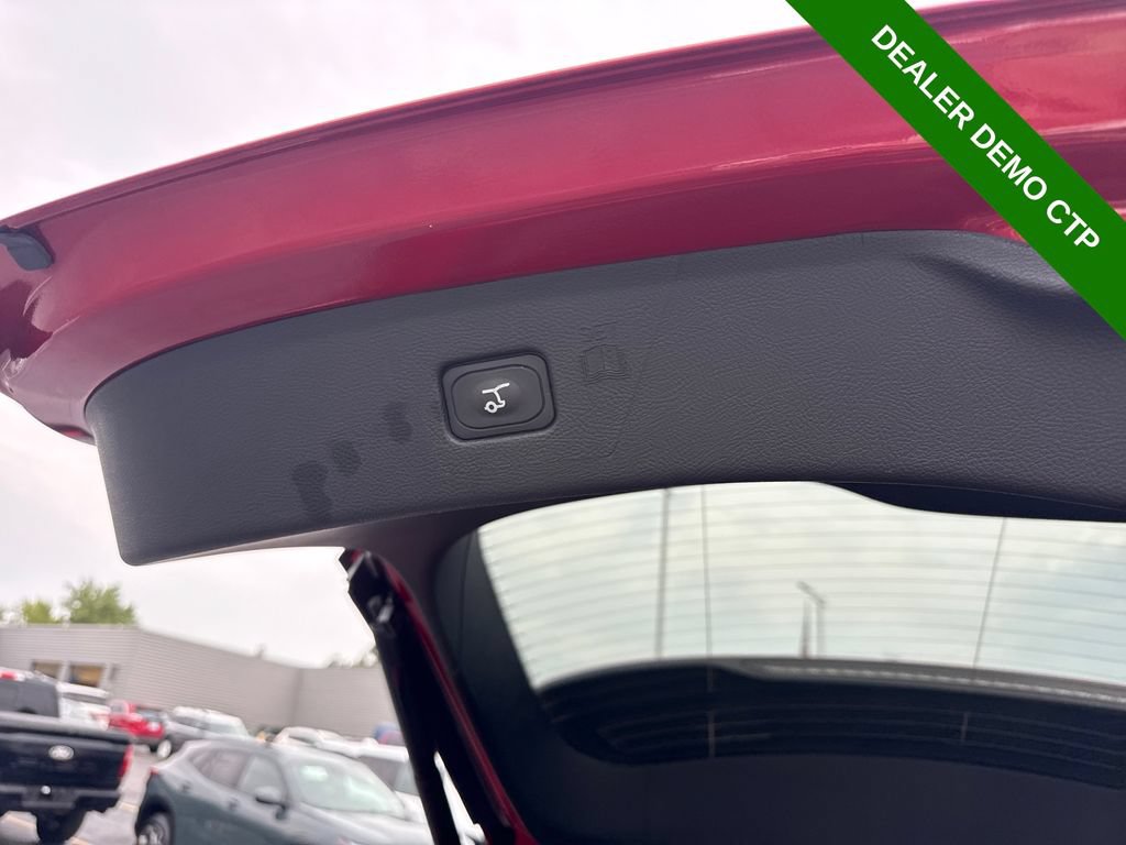 Used 2024 Ford Edge SEL w/ Convenience Package AWD/4WD image 12