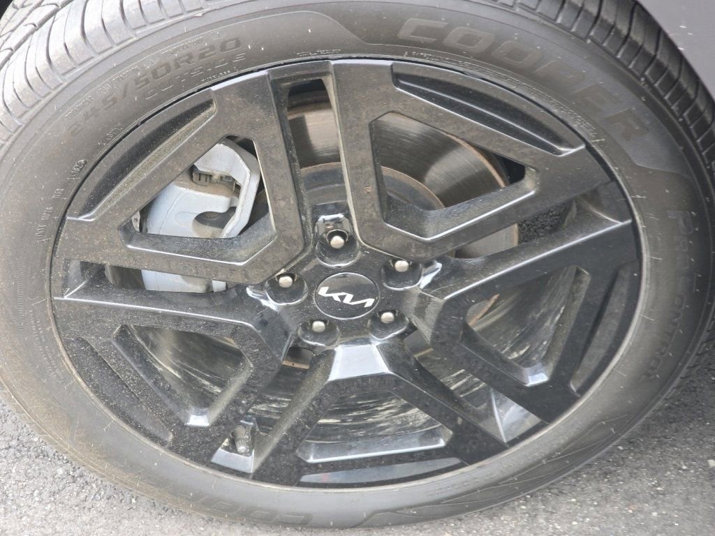 Used 2024 Kia Telluride EX X-Line image 31