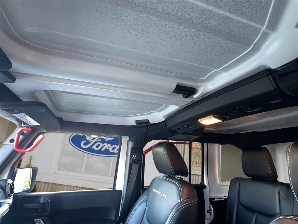 Used 2017 Jeep Wrangler Unlimited Rubicon image 14