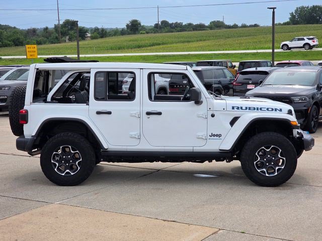 Used 2023 Jeep Wrangler Unlimited Rubicon 4xe w/ Cold Weather Group AWD/4WD image 9