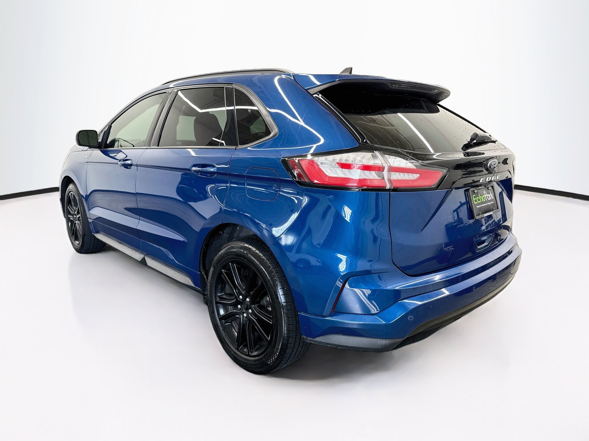 Used 2022 Ford Edge ST-Line AWD/4WD image 5
