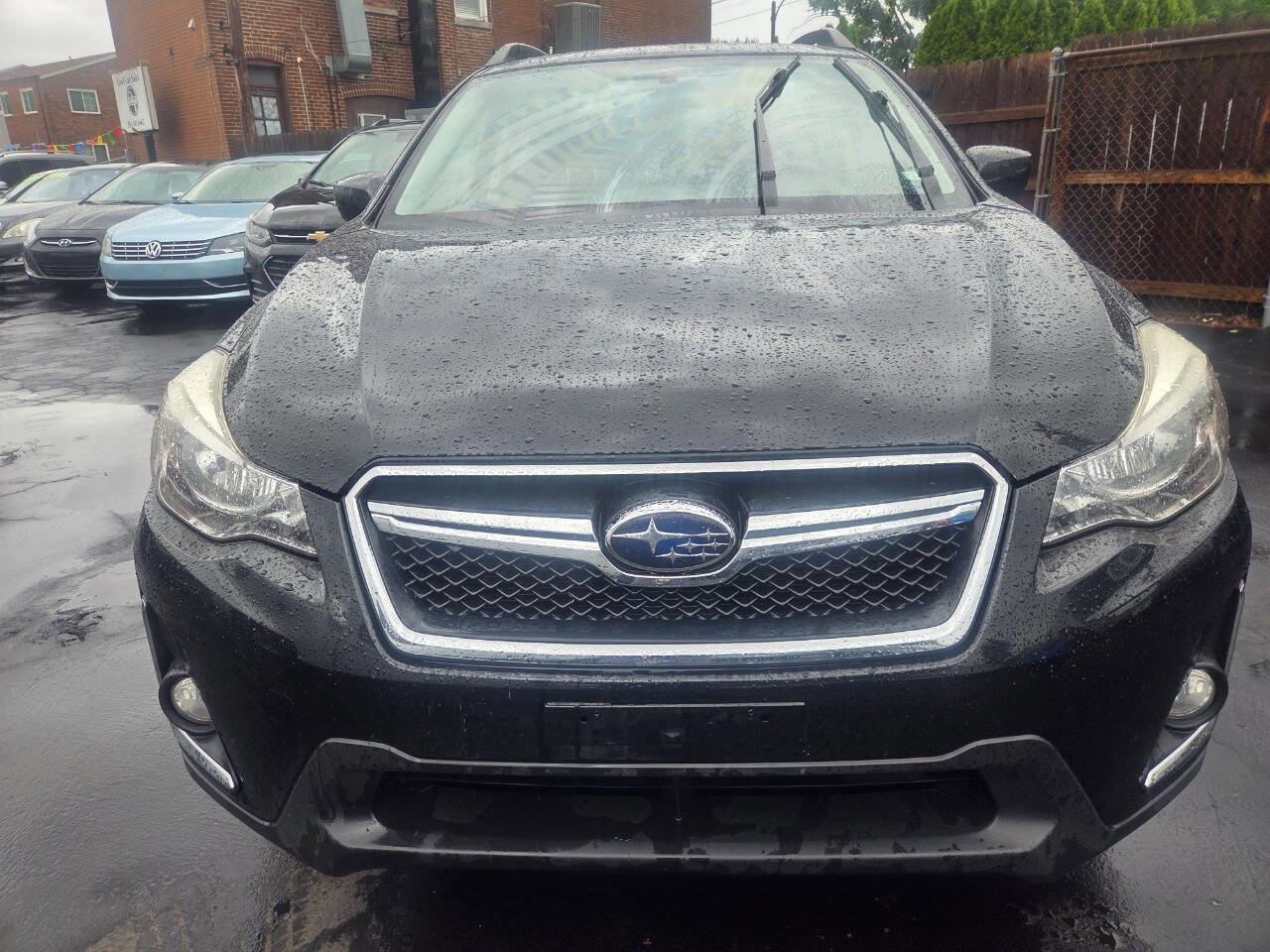 Used 2016 Subaru Crosstrek 2.0i Premium AWD/4WD image 2