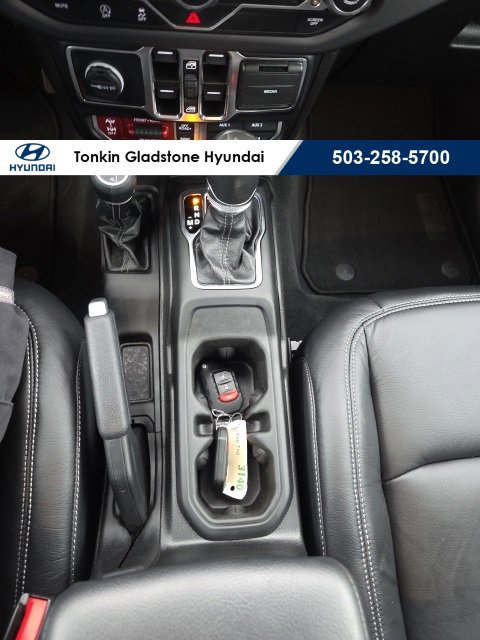 Used 2025 Jeep Wrangler Unlimited Rubicon image 18