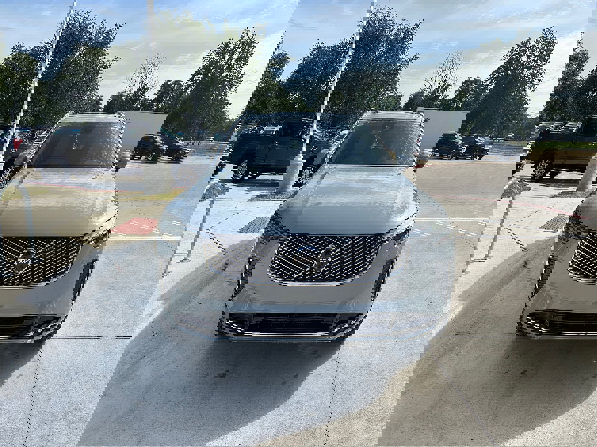 Used 2026 Volvo XC90 B5 Plus w/ Protection Package Premier image 6