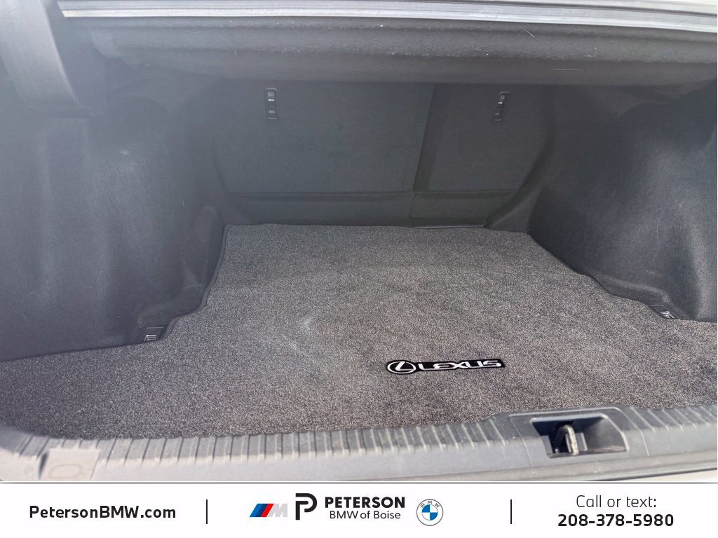 Used 2022 Lexus IS 300 AWD w/ Premium Package image 10