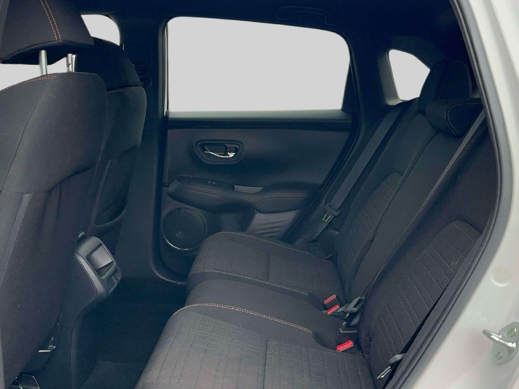 Certified 2025 Honda HR-V Sport image 9