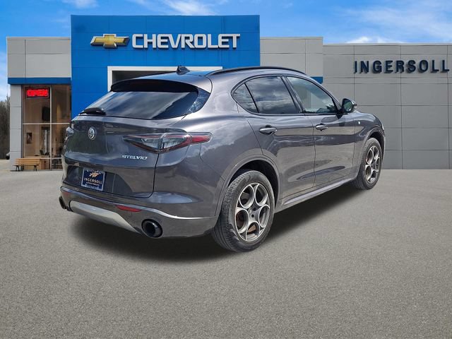 Used 2024 Alfa Romeo Stelvio Ti AWD/4WD image 24