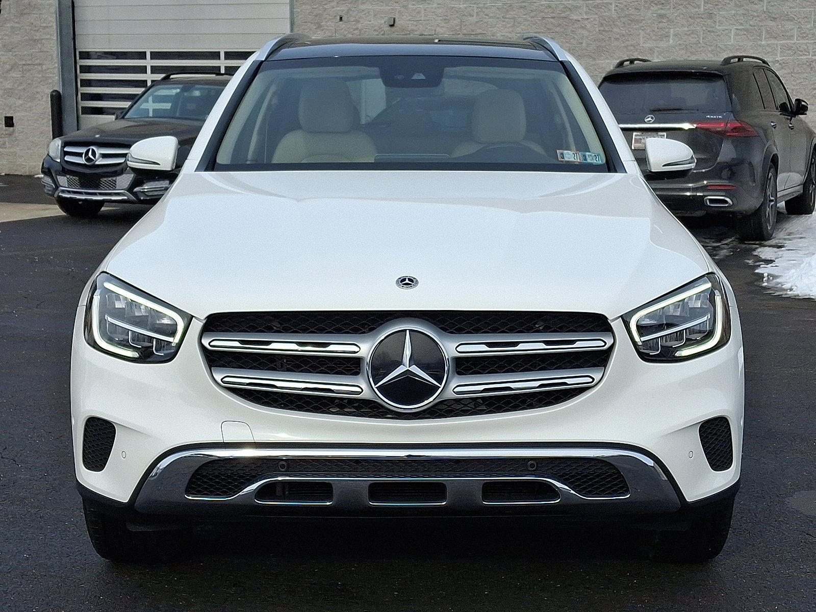 Certified 2022 Mercedes-Benz GLC 300 4MATIC image 2