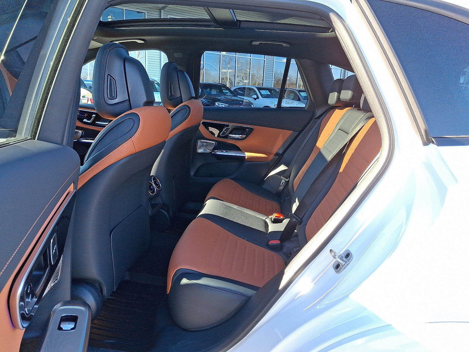 Used 2026 Mercedes-Benz GLC 300 GLC 300 image 8