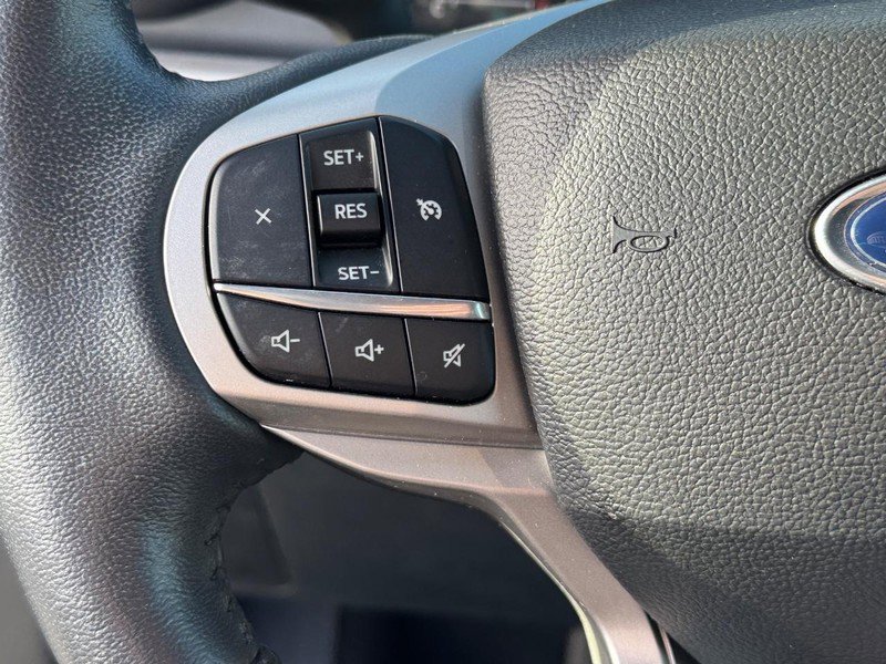 Used 2023 Ford Explorer XLT w/ Equipment Group 202A image 19